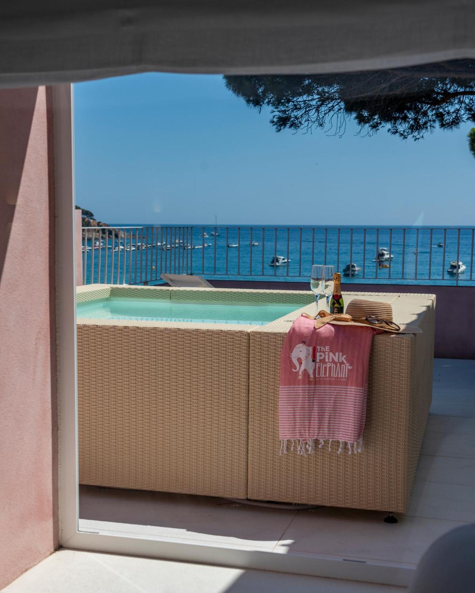 The Pink Elephant Hotel S'Agaro Dış mekan fotoğraf